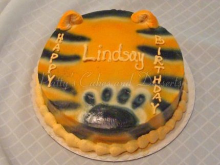 Tiger Foot Birthday Cake