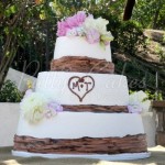 wedding-cake-3-tier-brown-initials-flowers-wood-round