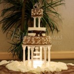 wedding cake brown white fountain round