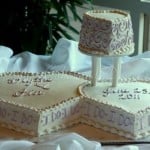 wedding cake heart shaped