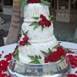 wedding-cake-initials-red-flowers-silver-base