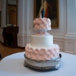 wedding-cake-rosette-pink