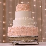 pink-rosette-wedding-cake