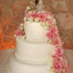 wedding cake fresh flowers cake top
