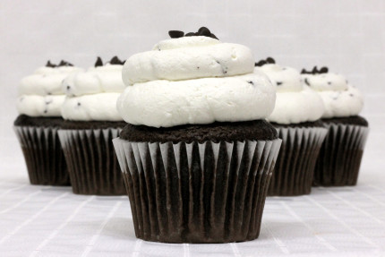 3-cupcake-chocolate-chip-mousse