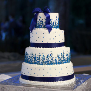 blue wedding cake