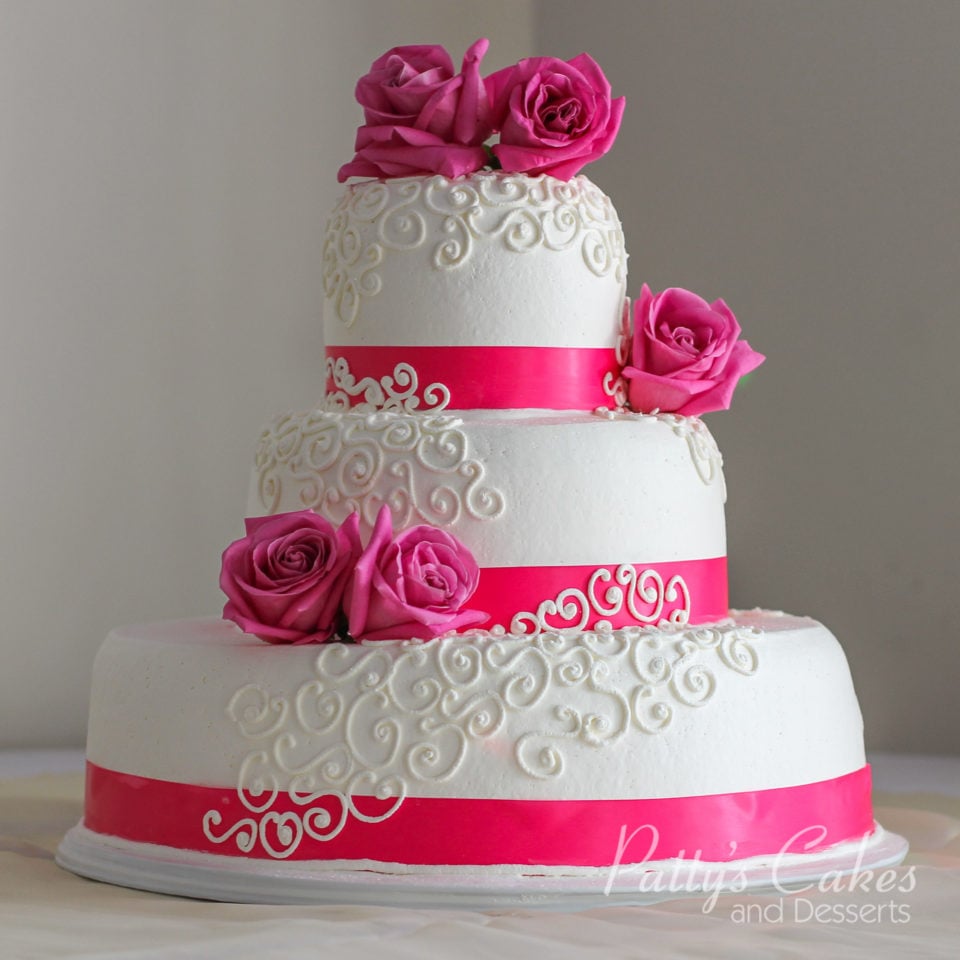 round wedding cake