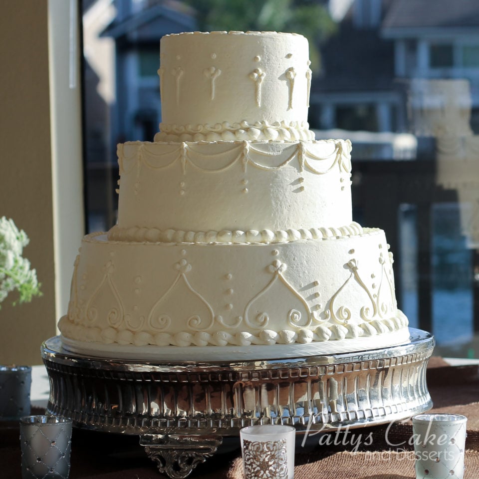 simple wedding cake