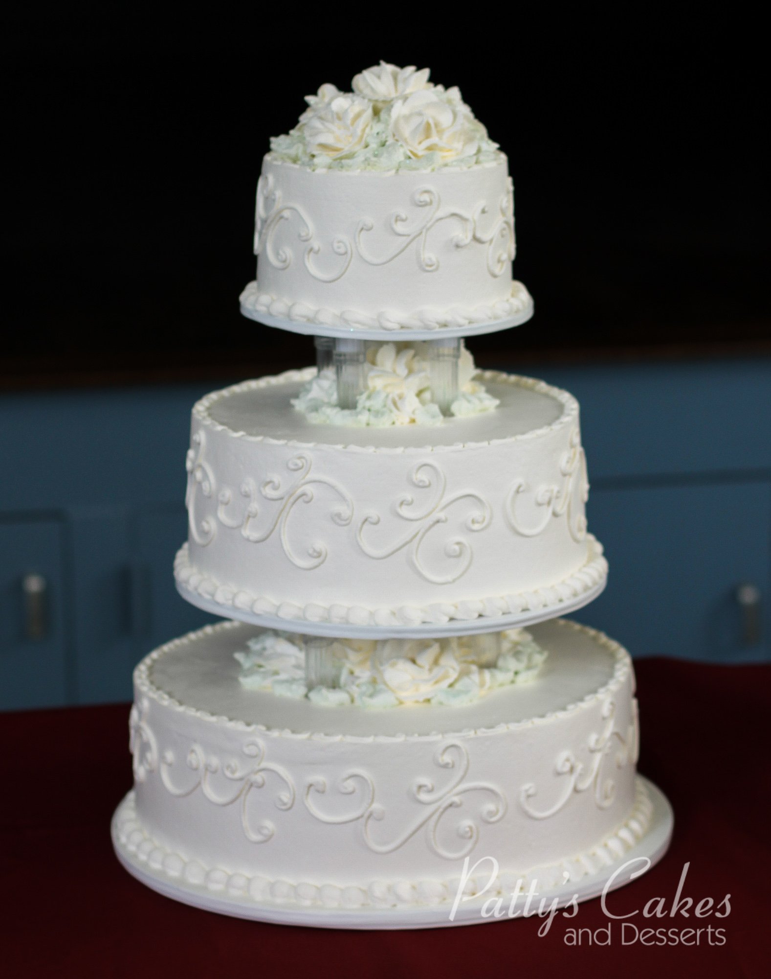 Photo of a wedding cake icing flowers - Patty's Cakes and Desserts