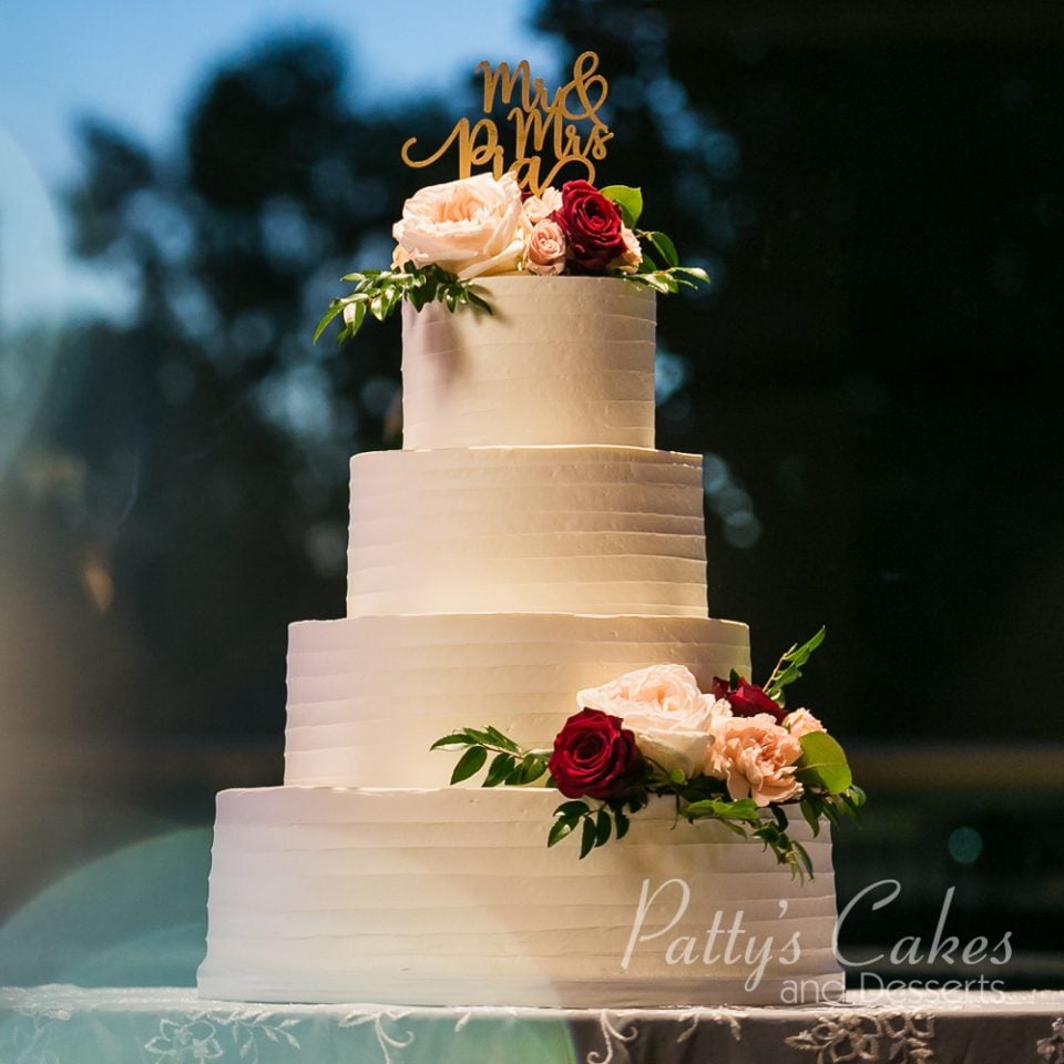 4 tier gorgeous wedding cake