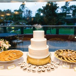 cookie dessert bar and wedding cake
